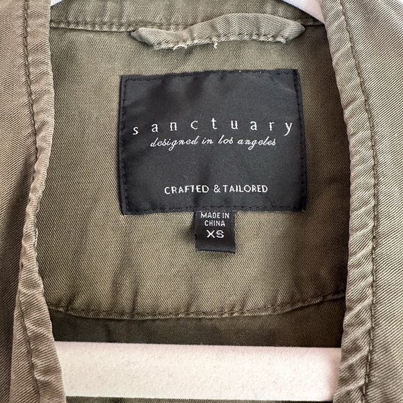 Sanctuary Tactical Shirt - Picture 2 of 3